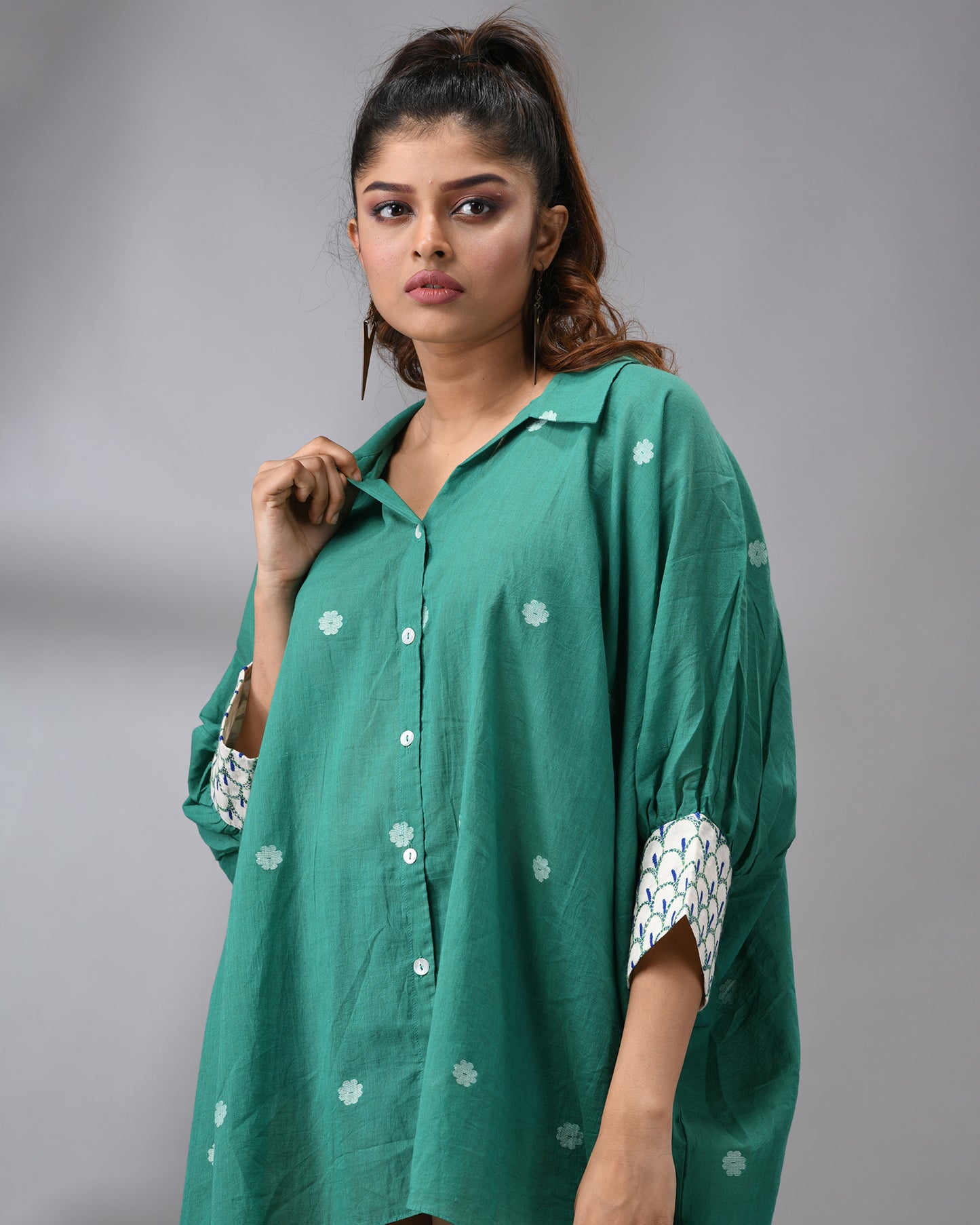 Handloom Jamdani Green Kaftan Regular Shirt Collar Hand Embroidery on Cuff Free size Loose Fit 100% Cotton for Women