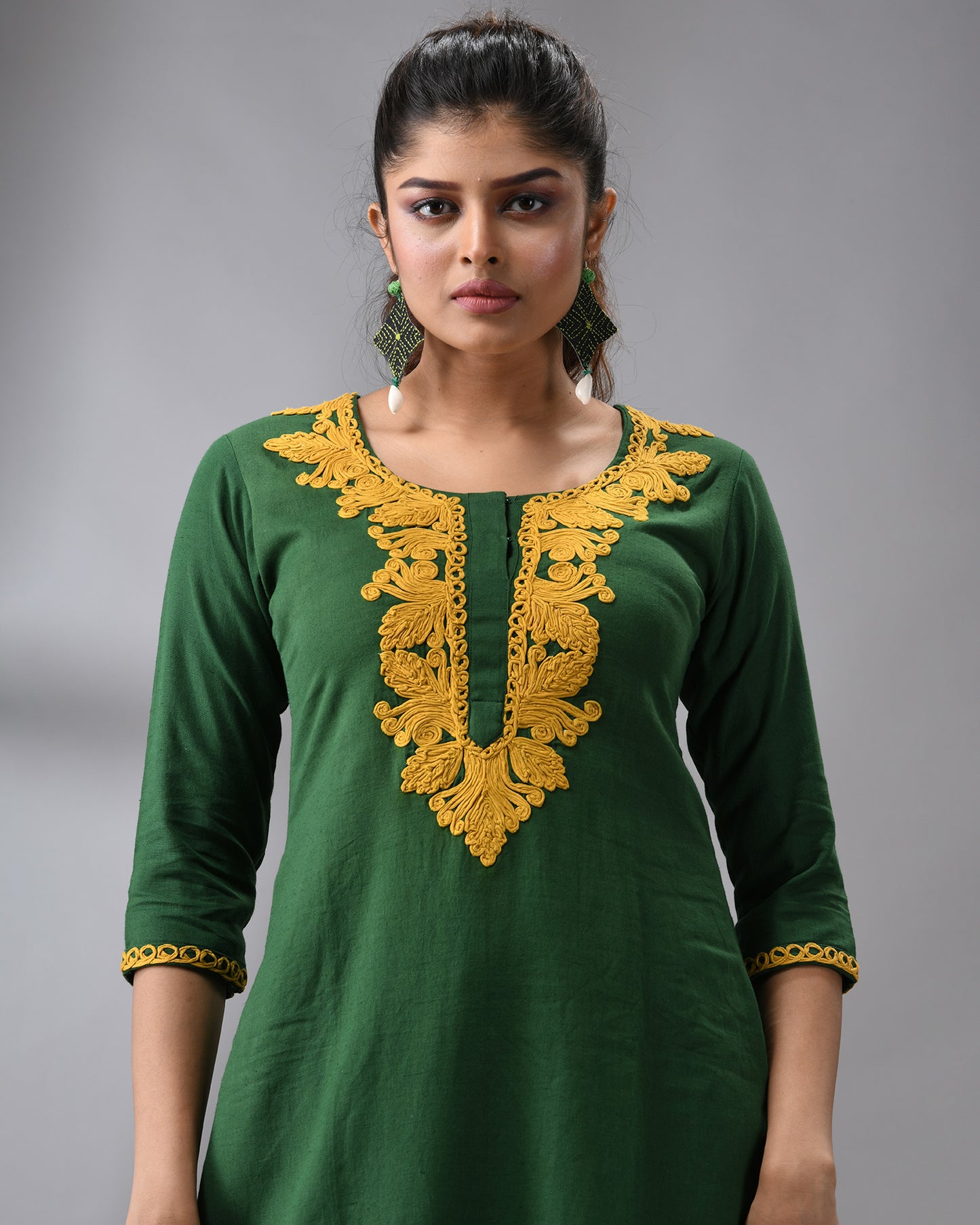 Ghurni - Co-Ord Embroidery Three-quarter Sleeve Round Neck Co-Ord Set 100% Cotton for Women