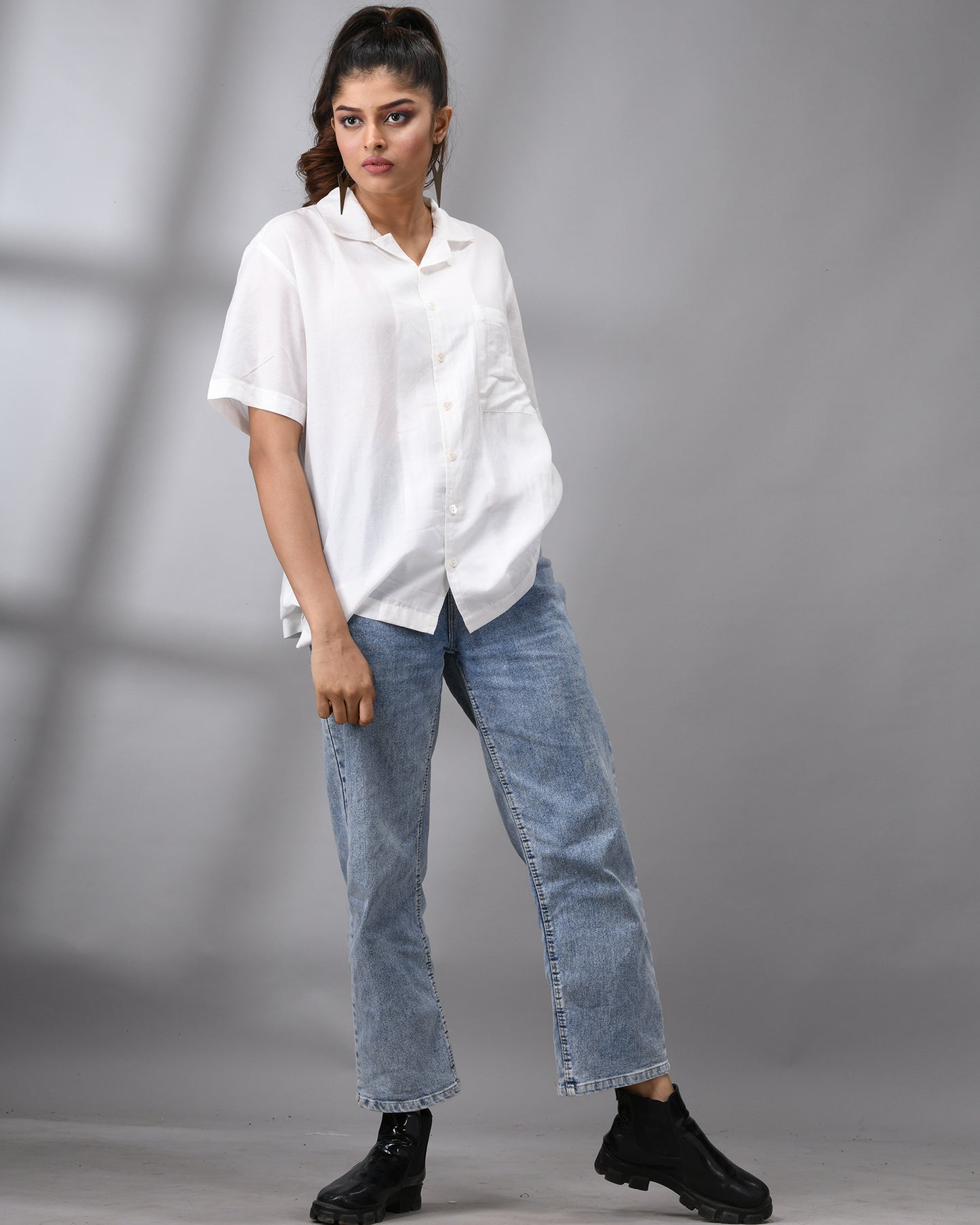 Shwetaambari - Half Sleeve Cuban Collar Shirt Cotton and Silk Blend for Women (Unisex)