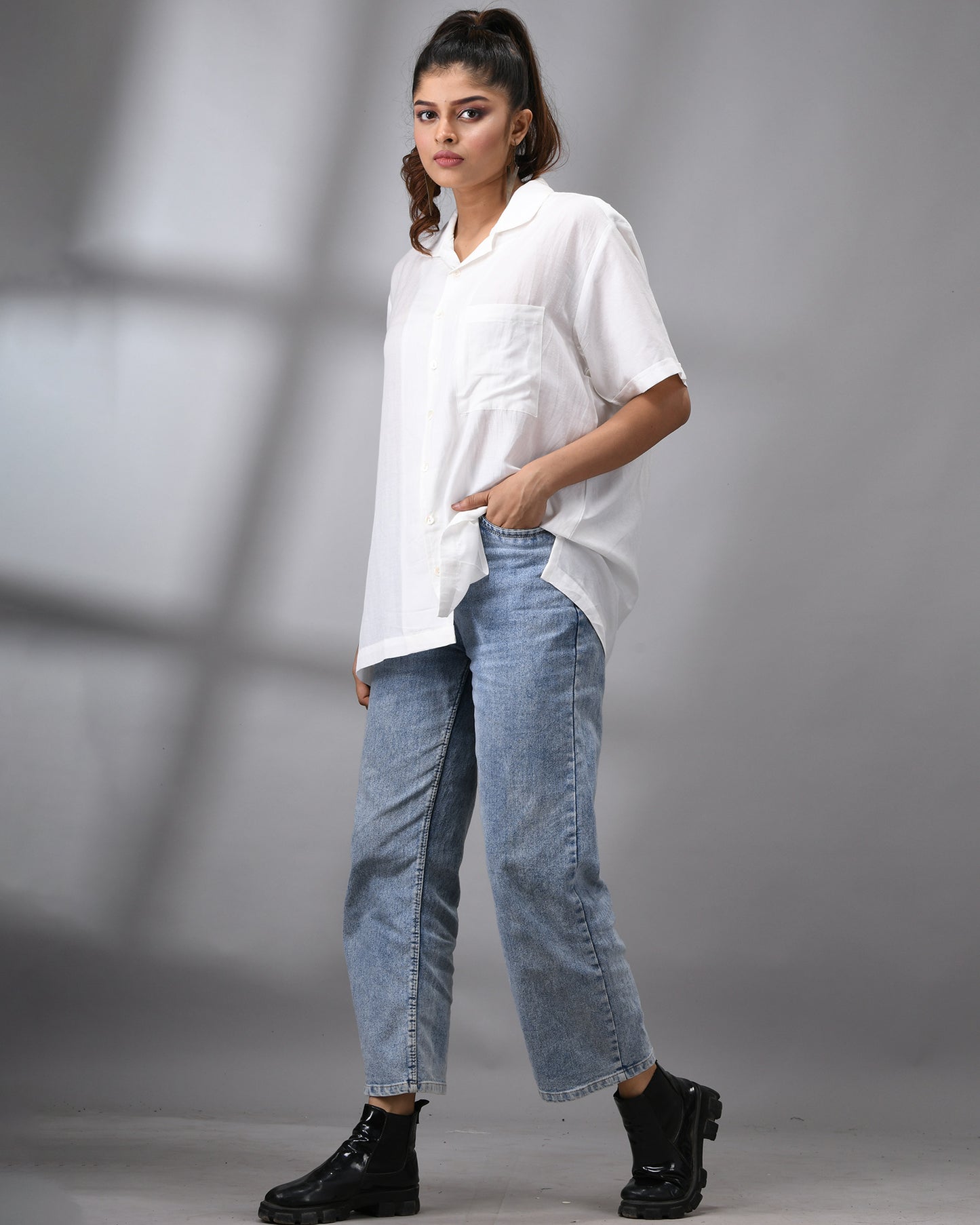 Shwetaambari - Half Sleeve Cuban Collar Shirt Cotton and Silk Blend for Women (Unisex)