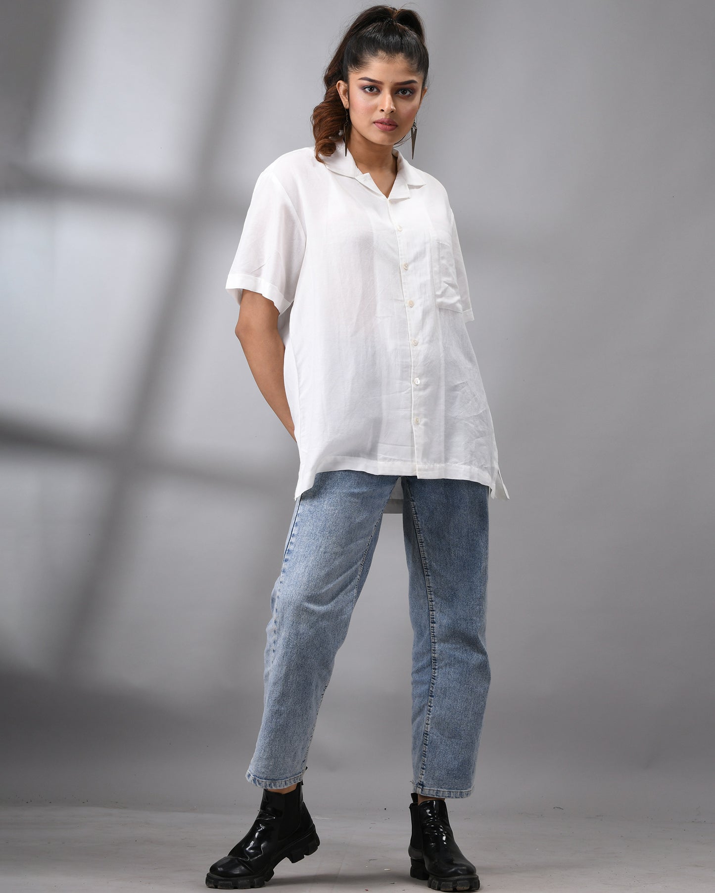 Shwetaambari - Half Sleeve Cuban Collar Shirt Cotton and Silk Blend for Women (Unisex)