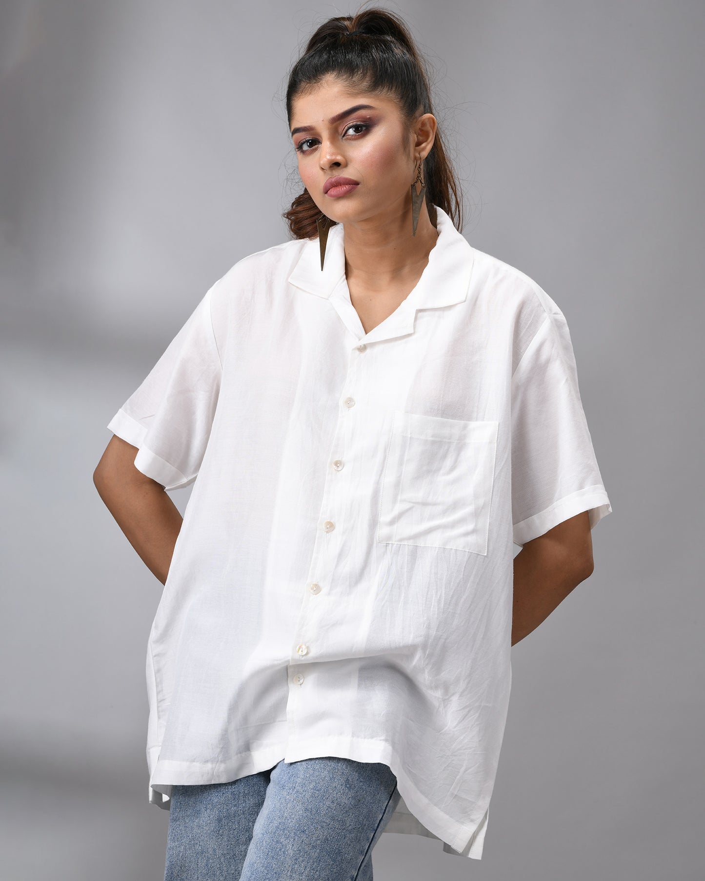 Shwetaambari - Half Sleeve Cuban Collar Shirt Cotton and Silk Blend for Women (Unisex)