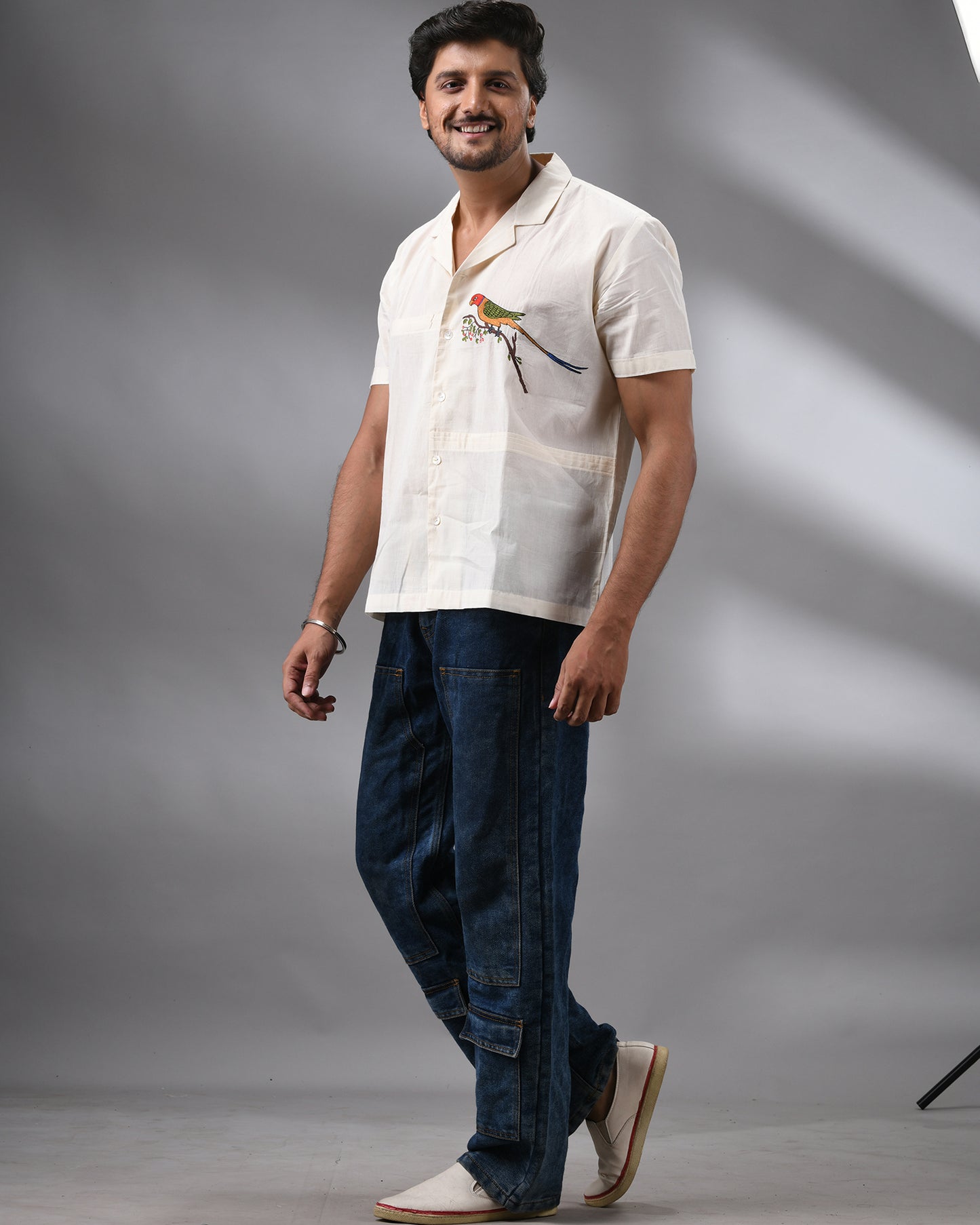 Parrot - Thread Embroidery Half Sleeve Cuban Collar Shirt 100% Cotton for Men (Unisex)