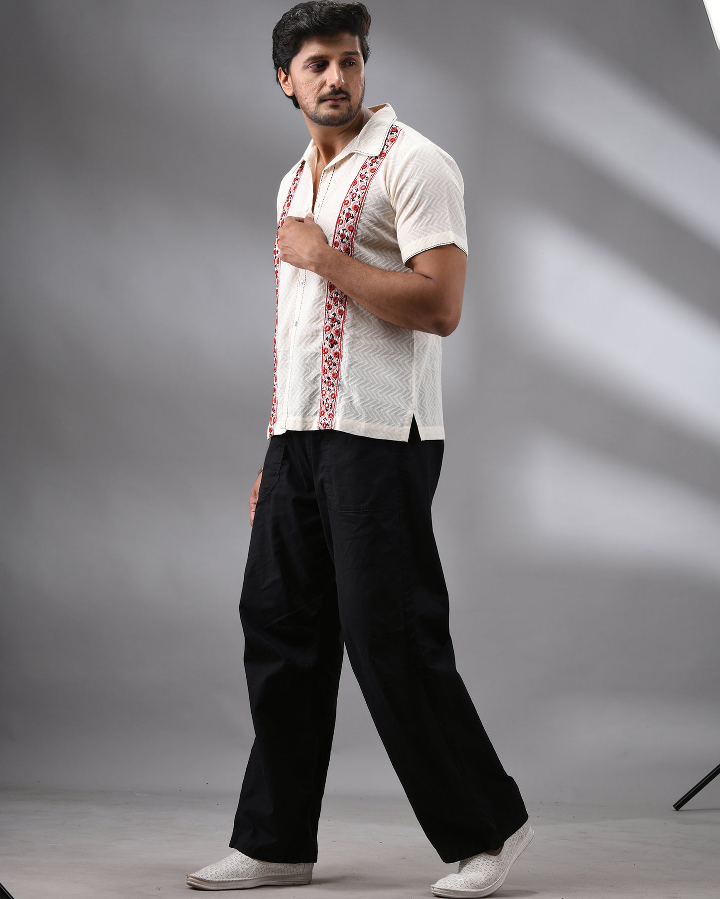 Mirror - Hand Embroidery Half Sleeve Regular Collar Shirt 100% Cotton for Men (Unisex)