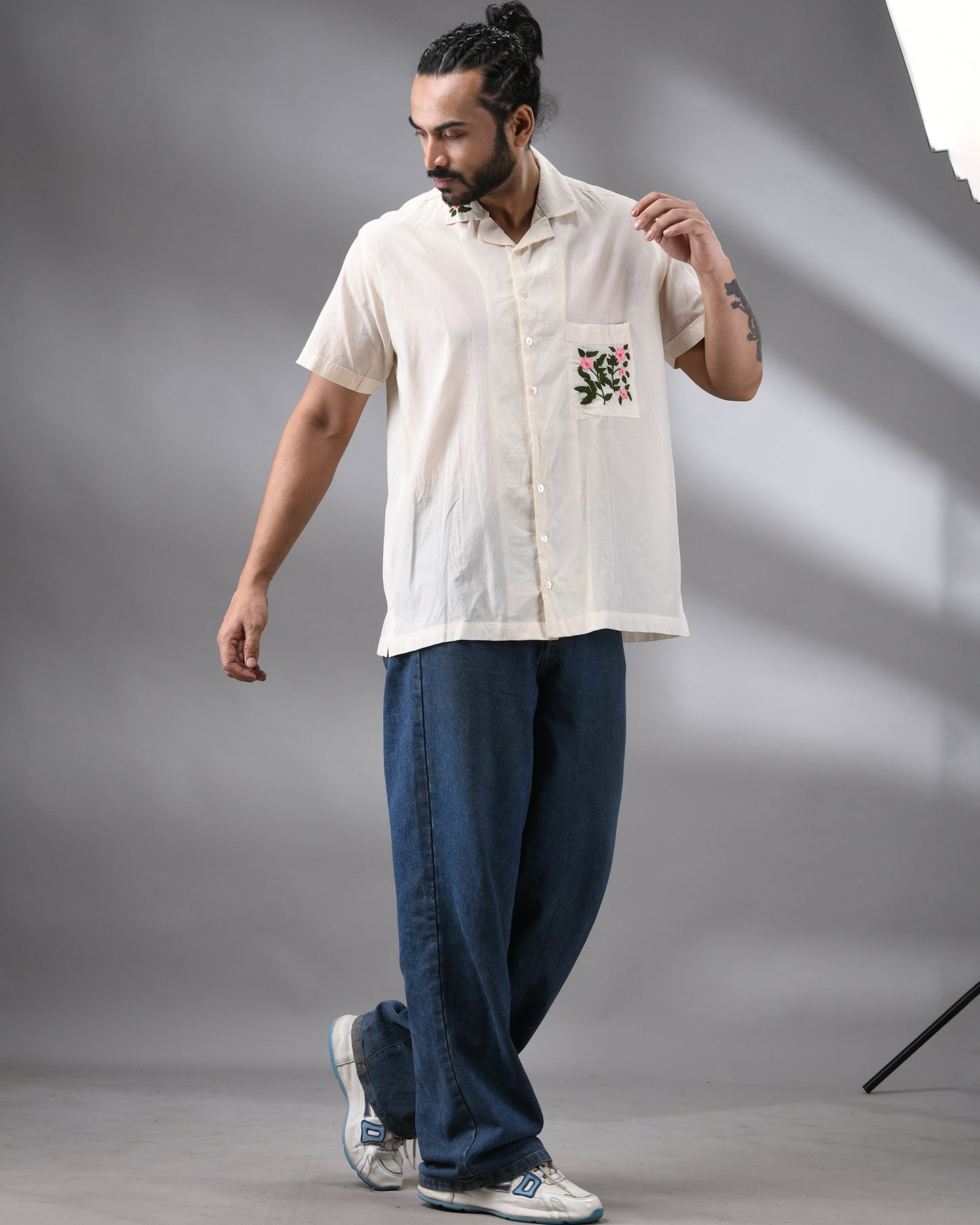 Flower Pot - Parsee Hand Embroidery Half Sleeve Cuban Collar Shirt 100% Cotton for Men (Unisex)